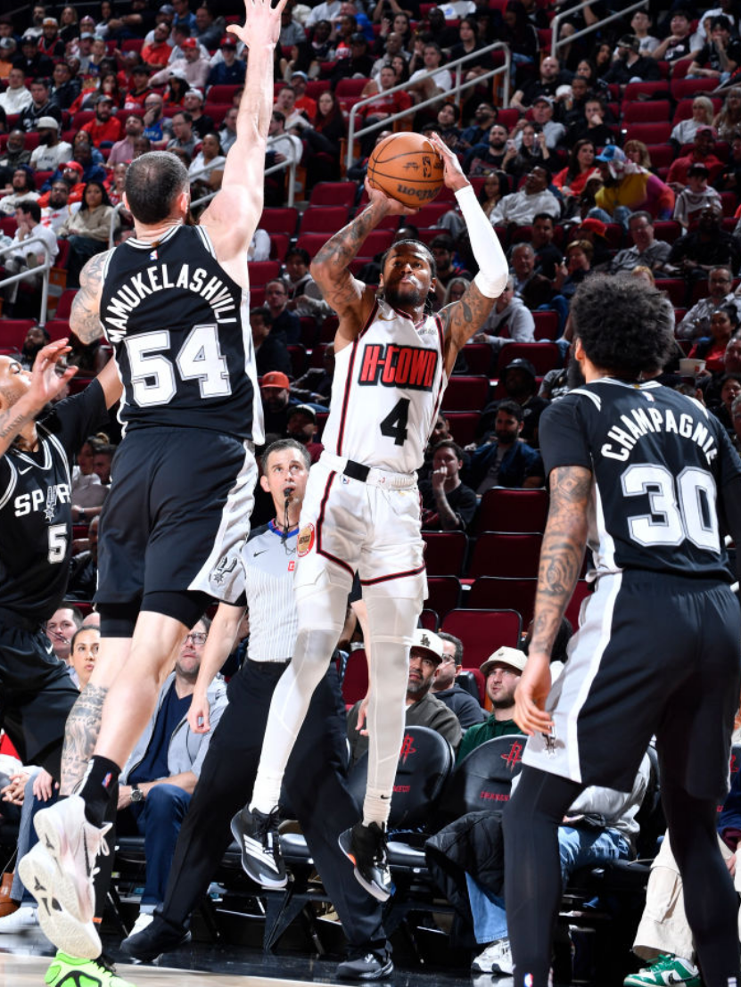 包含转会期NBA常规赛焦点战，华盛顿奇才战术微调，底气十足，数据趋势出现新变化的词条